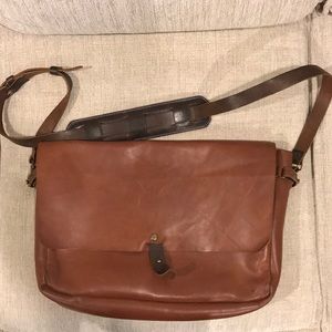 whippington post messenger bag